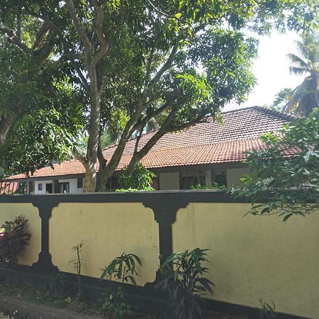 Water Front Home Stay And Resort Anuradhapura Luaran gambar