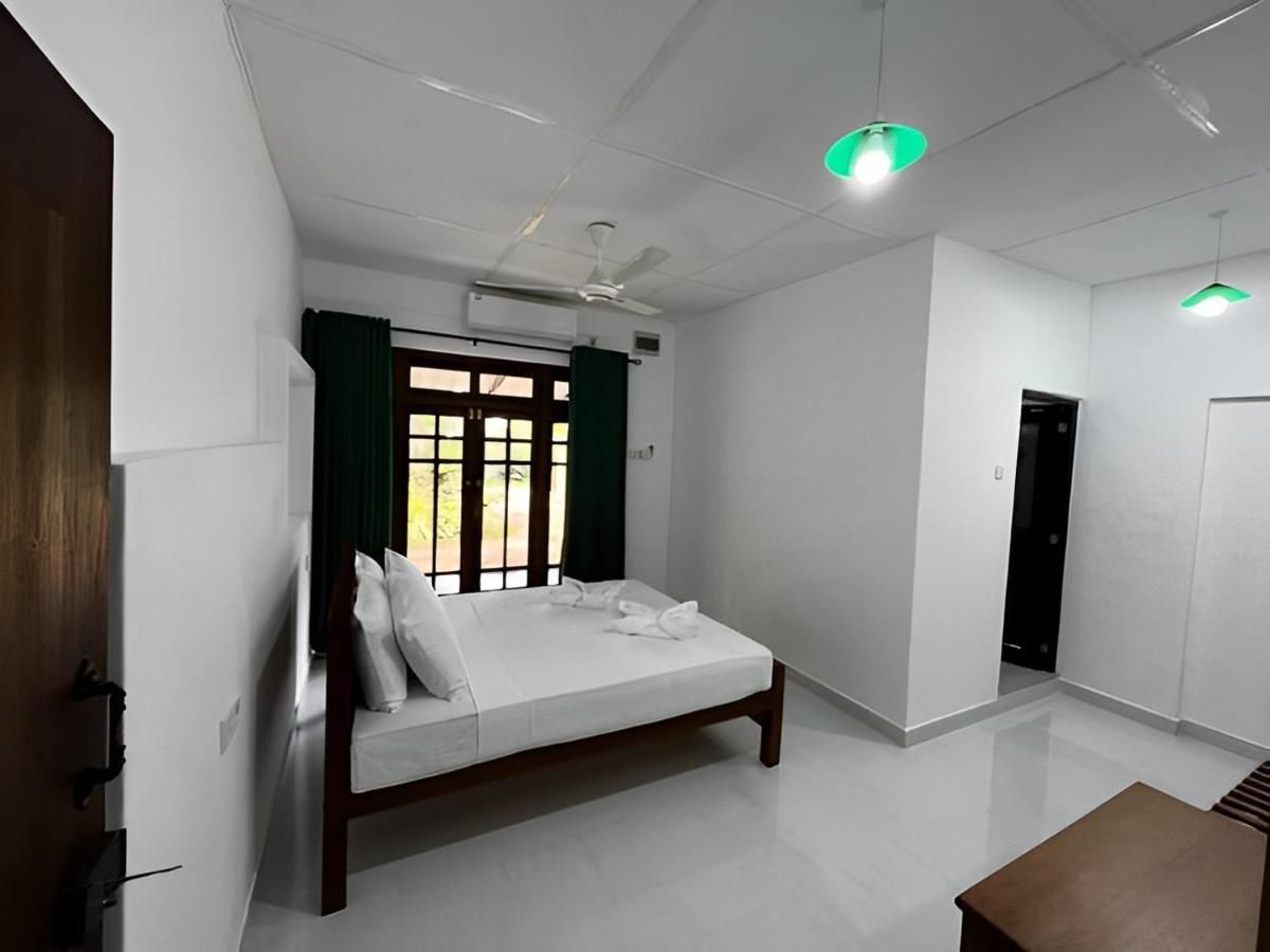 Water Front Home Stay And Resort Anuradhapura Luaran gambar