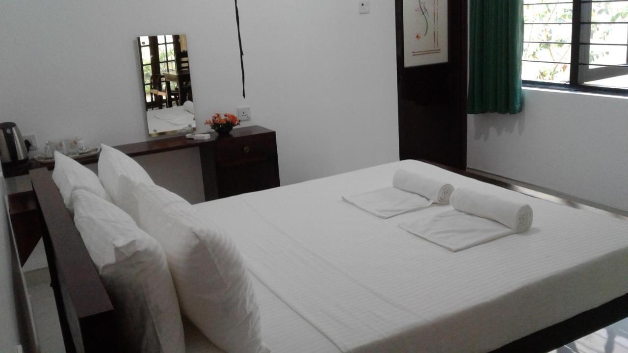 Water Front Home Stay And Resort Anuradhapura Luaran gambar